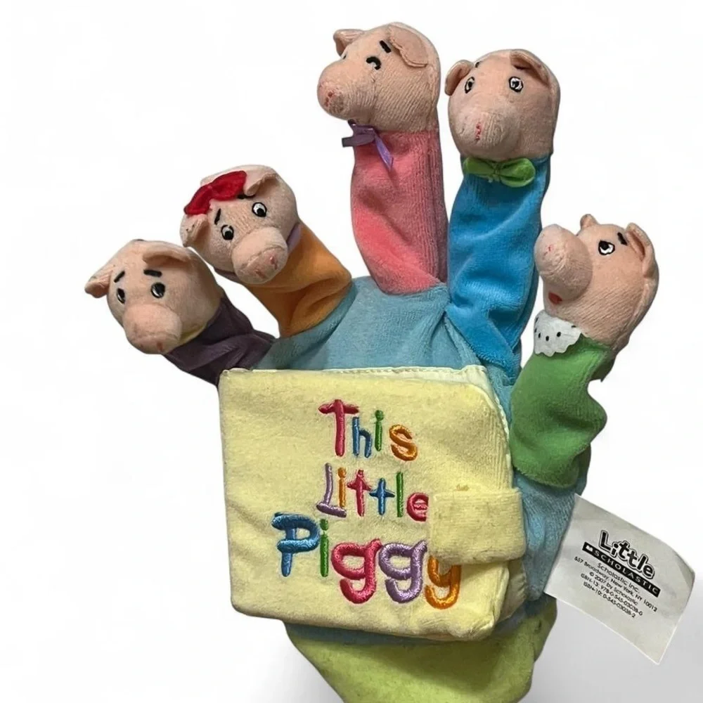 'This Little Piggy' Finger Puppet Glove